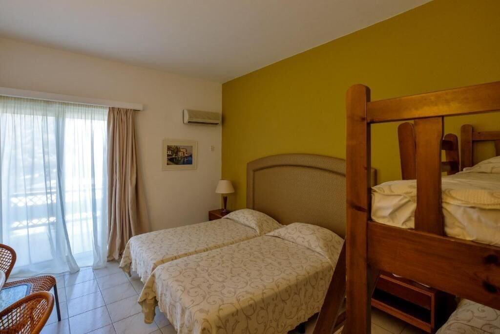 Palmariva Beach Hotel Eretria  Exterior photo